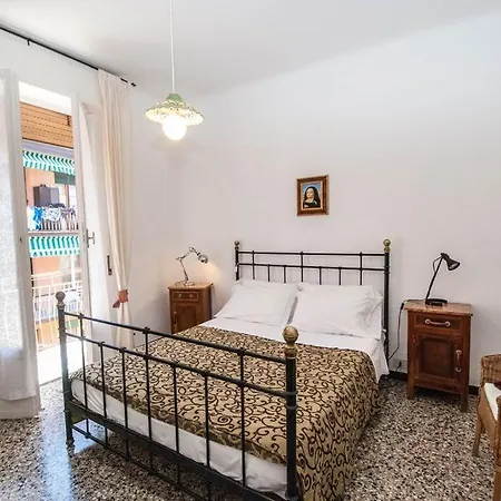 Apartment Chez Giovanna Via Roma *